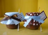 Potinho de brigadeiro personalizado.