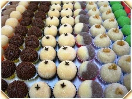 Cento de doces simples.